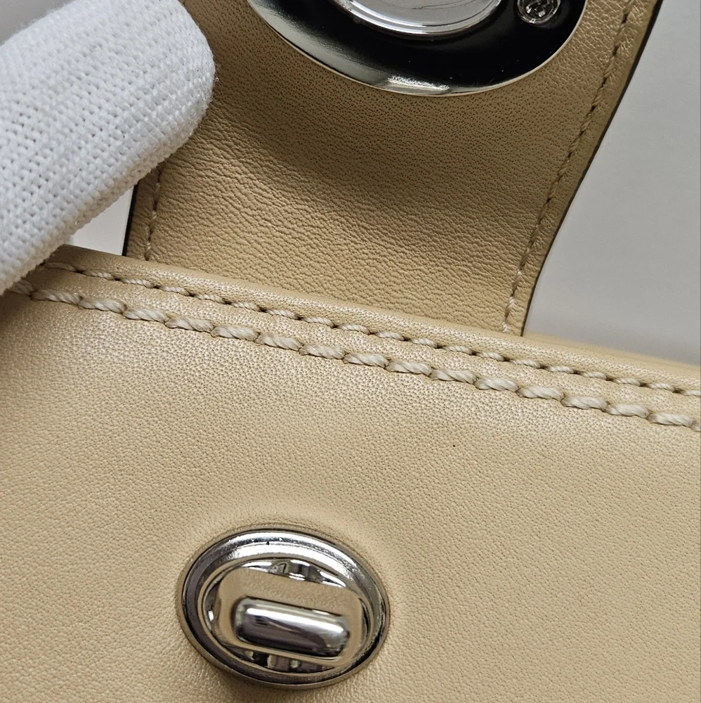 NWOT Coach Wallet - Picture 11 of 12